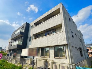 カーサ・ラゴルナ 208号-1