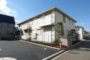 メゾン　トレフル