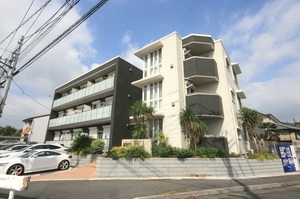 グラン・レジデンス 302号-1