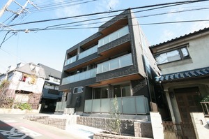 アルトゥーラ　南