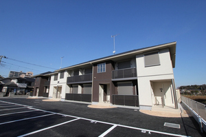 メゾン・ベルラフォーレ　Ｂ 102号-1