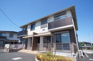 シャインファーストＡ