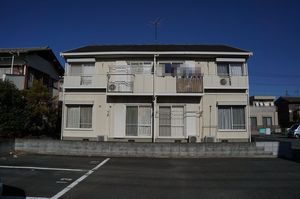 栄ロイヤルハイツ 101号-1