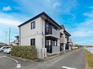 フォーレスレイクサイドＢ