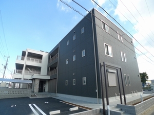ｃｈｉａｒｅｚｚａ 303号-1