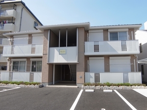 メゾン　アベニール