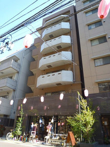 ブラウンエイト喜風 201号-1