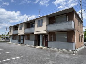 フォレスト富士山　Ｂ 203号-1