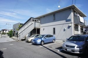 アーバン・コート 202号-1