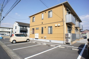 メゾン・イーストステーション 102号-1