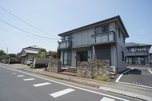 シャーメゾン　Ｅ