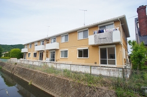 メープルリーフＡ 201号-1