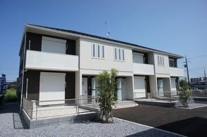 ヴィヴァーチェⅢ 202号-1