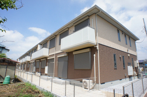 メゾン　アルディＡ 201号-1