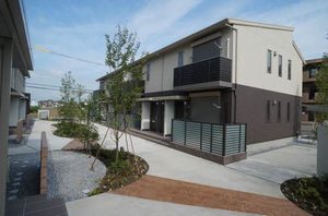 Ｓａｉｓｏｎ　Ｇａｒｄｅｎｓ　Ｃ