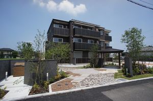 Ｐｒｏｓ　ｇａｒｄｅｎ　Ｓｏｕｔｈ 301号-1