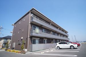 Ｃｒｙｓｔａｌ　ｐａｌａｃｅ