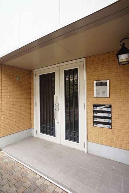 パティオソレアードＢ 201号-2