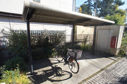 メゾン・ド・サリュー 202号-4