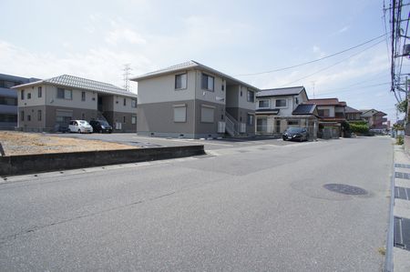 シャーメゾン コンフォルト B 201号-13