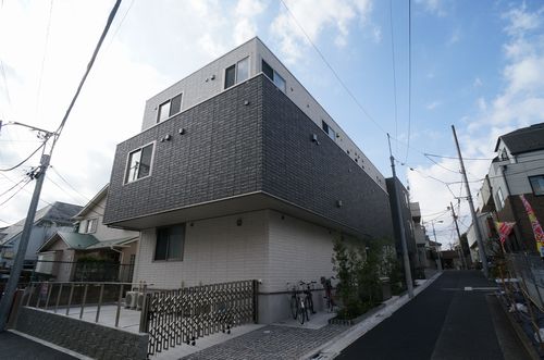 Ｈａｐｐｉｎｅｓｓ102-1