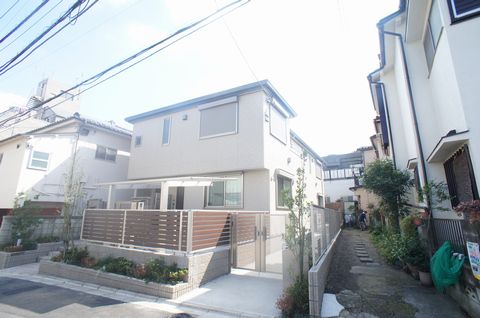 Ｂ＇ｓ　Ｈｏｕｓｅ　明大前