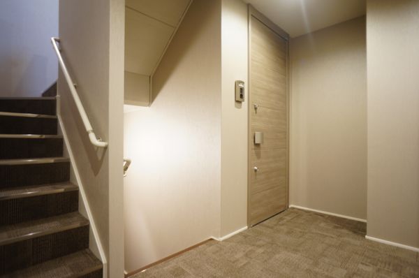 Ｌｅｓ　Ｓａｉｓｏｎｓ　Ｎｏｇａｔａ 205号-15