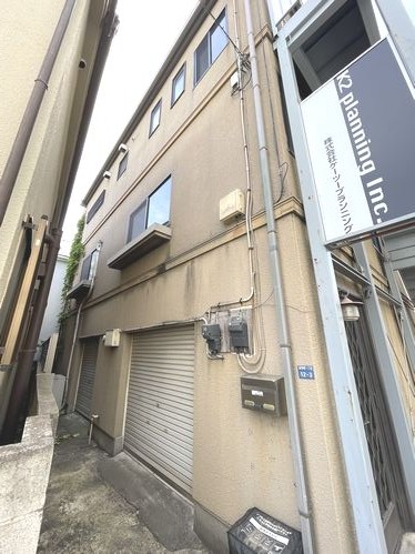 新栄産業有限会社 前野町住宅 301号-15