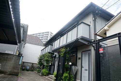 ノイエ南台 201号-3