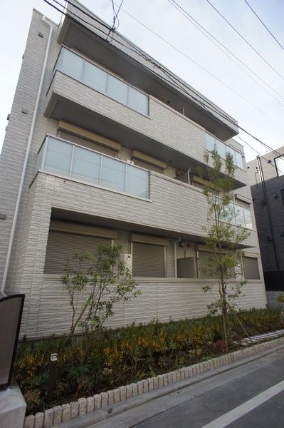 コンフォーザ高田 101号-12