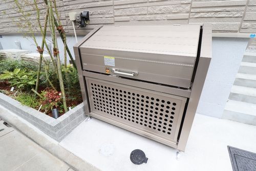 ＩＮＮＥＲ　ＴＨＯＵＧＨＴＳ 102号-15