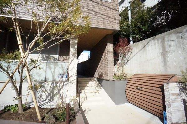 ＴＯＤＯＲＯＫＩ－ＥＮ　ＰＬＵＳ 203号-3