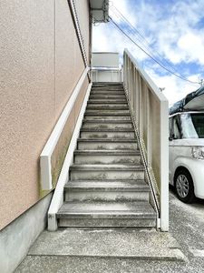 リバーハイム 201号-12