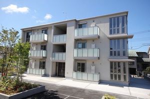 ルミウス港南台壱番館 303号-1