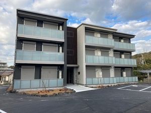 グリーンハイツ城山　Ｄ