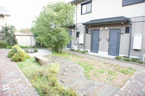 フォレスト　ビレッジ　イースト 101号-13