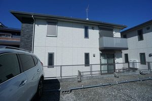 サクラヒルズ　Ⅰ 201号-1