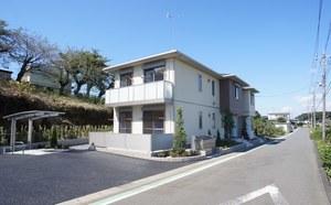 リラフォ－トみなみ 202号-1