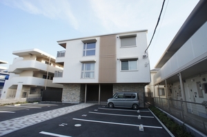 メゾン　ロッソ 206号-1