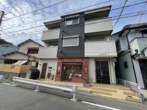 ヴィアステラ長谷 302号-1