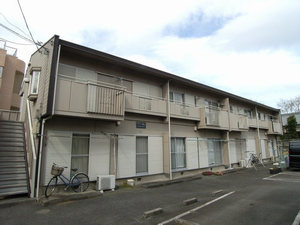 メゾン城山 102号-2