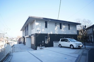 シャーメゾン彩 201号-1