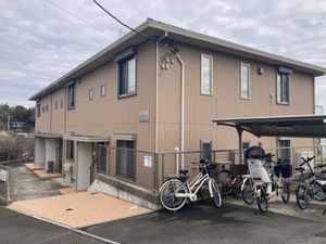 ブラウンメゾン 102号-1