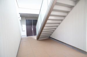 ディープリー・アイ 203号-15