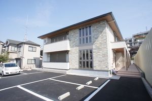 ハイビューティフル　Ｄ 205号-1