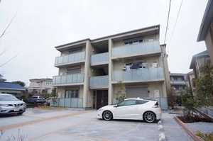 グランシャリオ C 103号-2