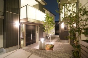 紅葉の庭 A 102号-14