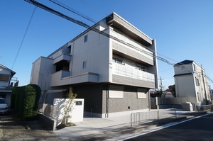 Ｌ’ｅｓｓｏｒ 302号-1