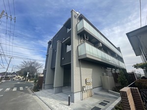 セントリビエ横浜都筑 201号-1