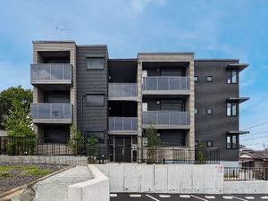 ラ・コリーナ中山